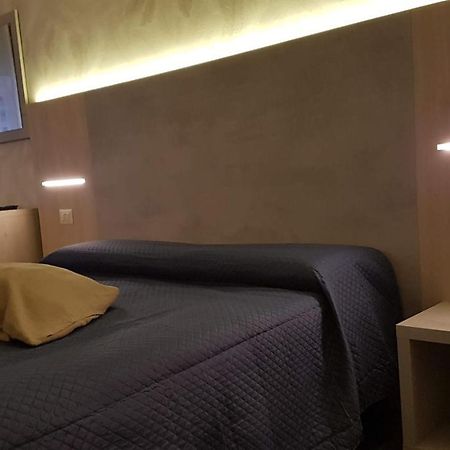 מלון Domus Roma מראה חיצוני תמונה