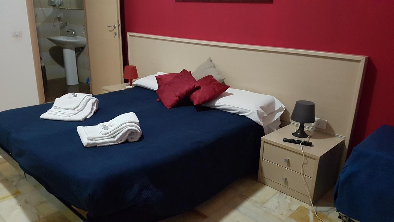מלון Domus Roma מראה חיצוני תמונה